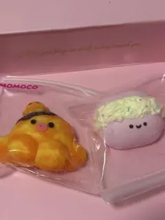MOMOCO LUV スクイーズ 2点セット