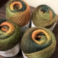 グラデーションウールヤーン4玉 イエロー×グリーン系