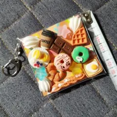 ガチャ詰めポーチ　スヌーピー　ミニチュアセット