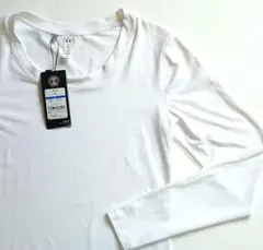 【訳あり】アンダーアーマー 新品タグ付き インナーシャツ XLサイズ