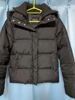 セシルマクビー ブラック ダウンジャケット