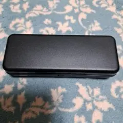 黒いメガネケース