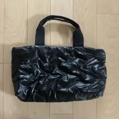 ブラック ナイロン キルティング　トートバッグのサムネイル