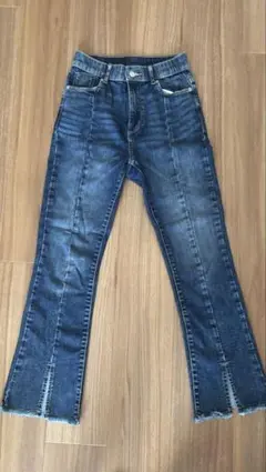 センターシーム スリット デニム パンツのサムネイル