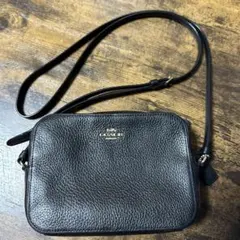 COACH　シボ革　ショルダーバッグ　カメラバッグ　レザー　ブラック　美品