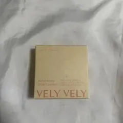 velyvely オーラハニーグロウクッション　21のサムネイル