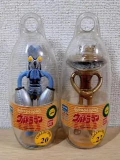 未使用 wire people ウルトラマン バルタン星人 カネゴン フィギュア