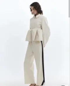 2026年最新】Bibiy. DONNA STRIPED PANTSの人気アイテム - メルカリ