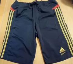 アディダス　プロフェッショナル　ハーフパンツ