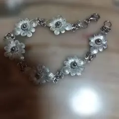 今や希少ない 商品ハワイアンジュエリー♡(⁠ ⁠ꈍ⁠ᴗ⁠ꈍ⁠)細工が細かい