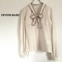 美品 OFUON セーラーカラーリボンカットソー ベージュ 38 M イトキンのサムネイル