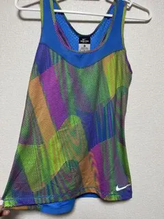 Nike マルチカラーメッシュタンクトップ