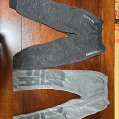 グレーのカジュアルボトムス（ジッパーポケット付き）2枚セット　寝巻き　裏起毛