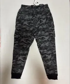 【新品タグ付/サイズ注意】迷彩 カモフラ ジョガーパンツ サルエル風