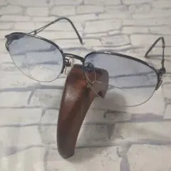 Item thumbnail for item 2a323262-1b4c-4601-9a9e-ec0b692e01f3