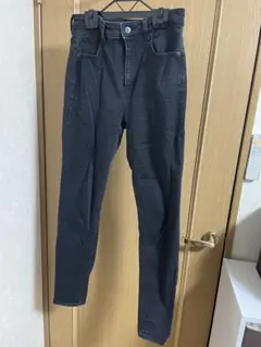 GU スキニーパンツ　67