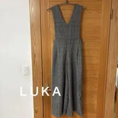 ルカレディラックルカ サロンペット冬