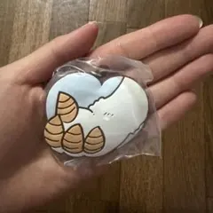 ちいかわハートのラバーマスコット　あのこ
