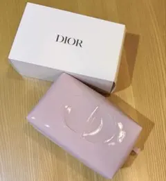 Dior ピンク　エナメル ポーチ 箱付きのサムネイル