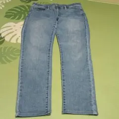 美品●UNIQLO●ライトブルー●スキニーデニムジーンズ●３４(８６.５cm)