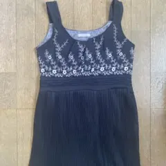 【新品美品】ノースリーブワンピース