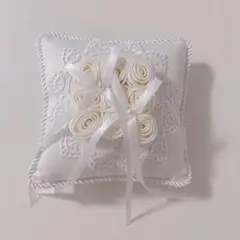 リングピロー 白 サテン レース 4°C