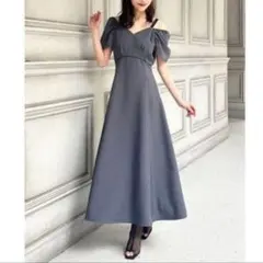pium クロステープカットアウトロングワンピース - メルカリ