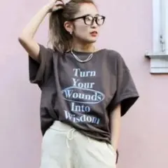 アングリッド　Ungrid ヴィンテージウォッシュ　ロゴビッグT Tシャツのサムネイル
