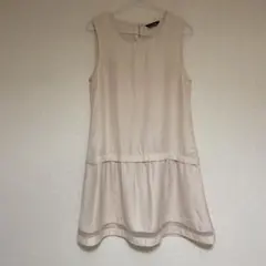 ピンクベージュ　ノースリーブワンピース　(EAST BOY)