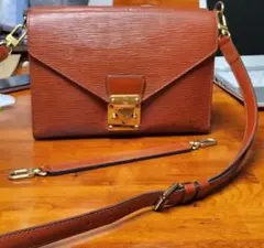 Item thumbnail for item f7f81ca1-7ac0-4ab4-ab62-a4bcce747e22