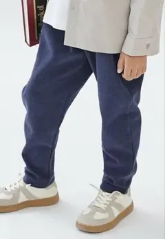 Item thumbnail for item fba1f74d-55fd-4e6b-8788-54ec19bff04a