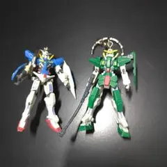 当時物 ガンダム00 フィギュアキーホルダー 2体セット エクシア デュナメス
