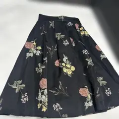 MEW'S REFINED CLOTHESミューズリファインドクローズ　スカート