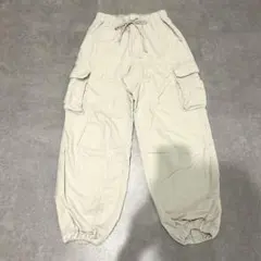 GU ジーユー☆レディース パンツ　カーゴパンツ ベージュ