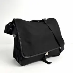 【極美品・A4可】PRADA メッセンジャーバッグ ナイロン×サフィアーノレザー
