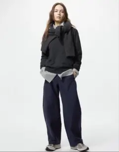 UNIQLOジャージーバレルレッグパンツ（標準丈）