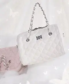 Darich キルティングチェーンハンドミニバッグ WHT - メルカリ