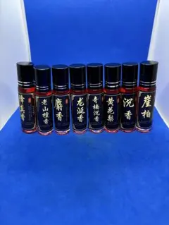 8種の沈香エッセンシャルオイル10ml ボールベアリングタイプ6518 
