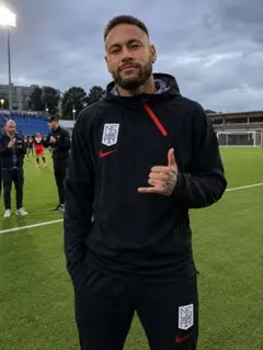 NIKE Neymar Jr トラックスーツ セットアップのサムネイル
