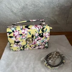 GUESS イエローフラワー柄 ハンドバッグのサムネイル