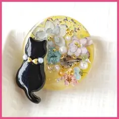 No.2738ハンドメイド レジンヘアゴム ドライフラワー 猫ちゃんと月