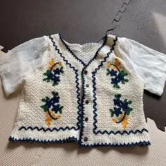 花柄刺繍ニットベスト　Mサイズ