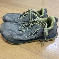 Item thumbnail for item 37585f38-eabe-4c12-aed9-008a49645b7f