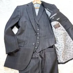 カノニコ スーツ