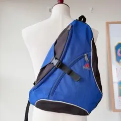 美品 adidas ワンショルダーバッグ y2k ロゴ刺繍 水色 スリング - メルカリ