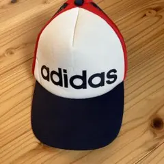 adidas メッシュキャップ ホワイト/レッド