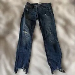 ZARA/ダメージデニムのサムネイル