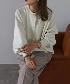 Bonjour Saganフロントポケットパールボタンカーディガン