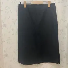 アンタイトル黒いタイトスカート ひざ丈 スリット付き2