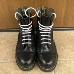 2026年最新】dr.martens 8ホール イングランドの人気アイテム - メルカリ
